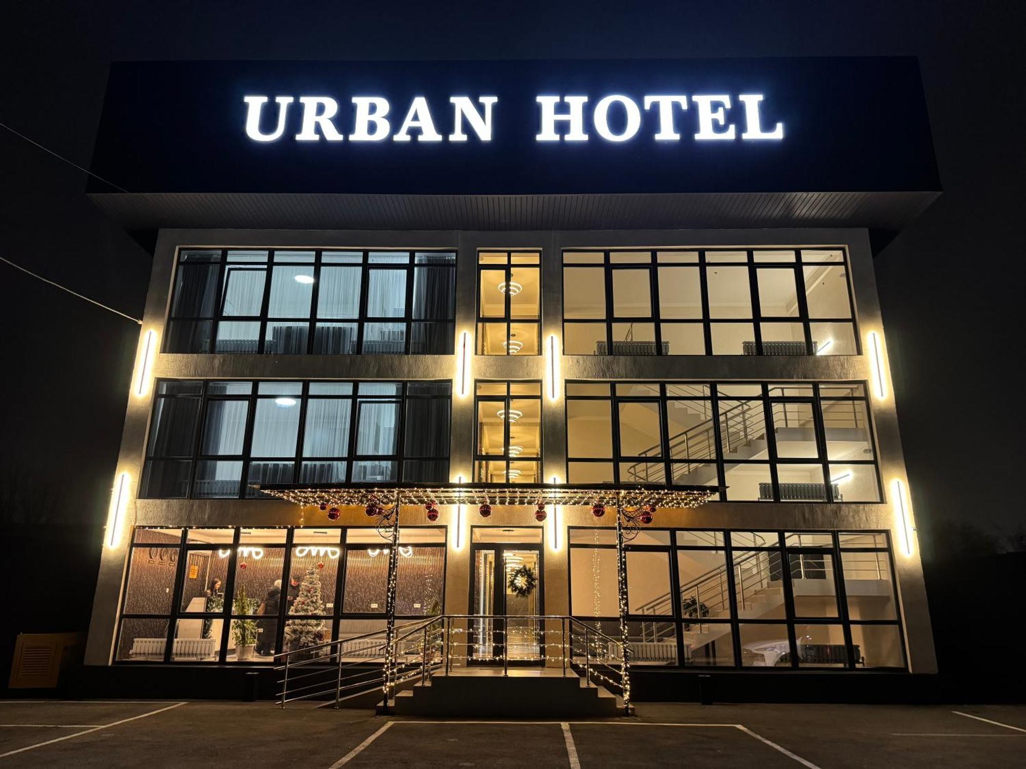 Urban 3*