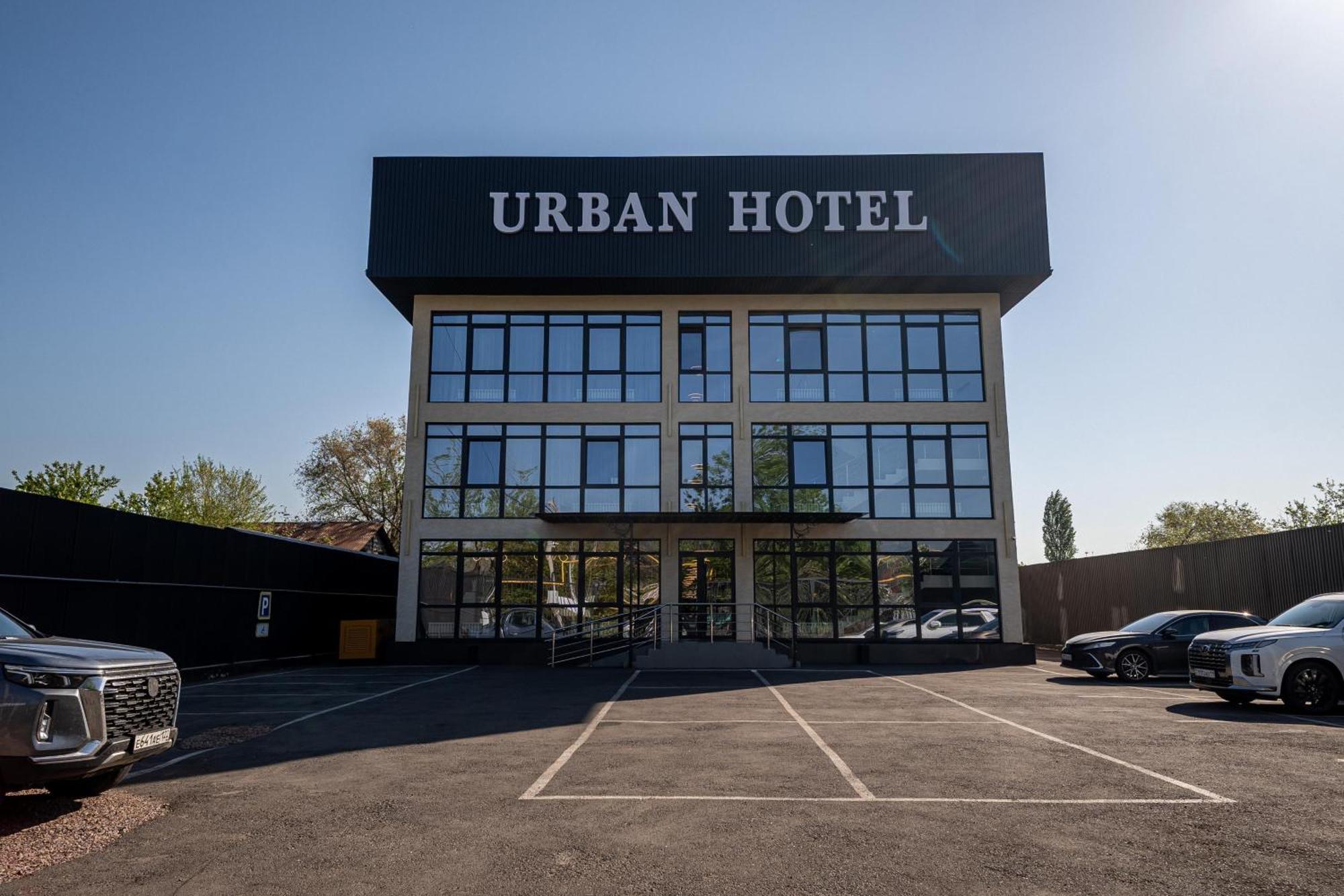 Urban 3*